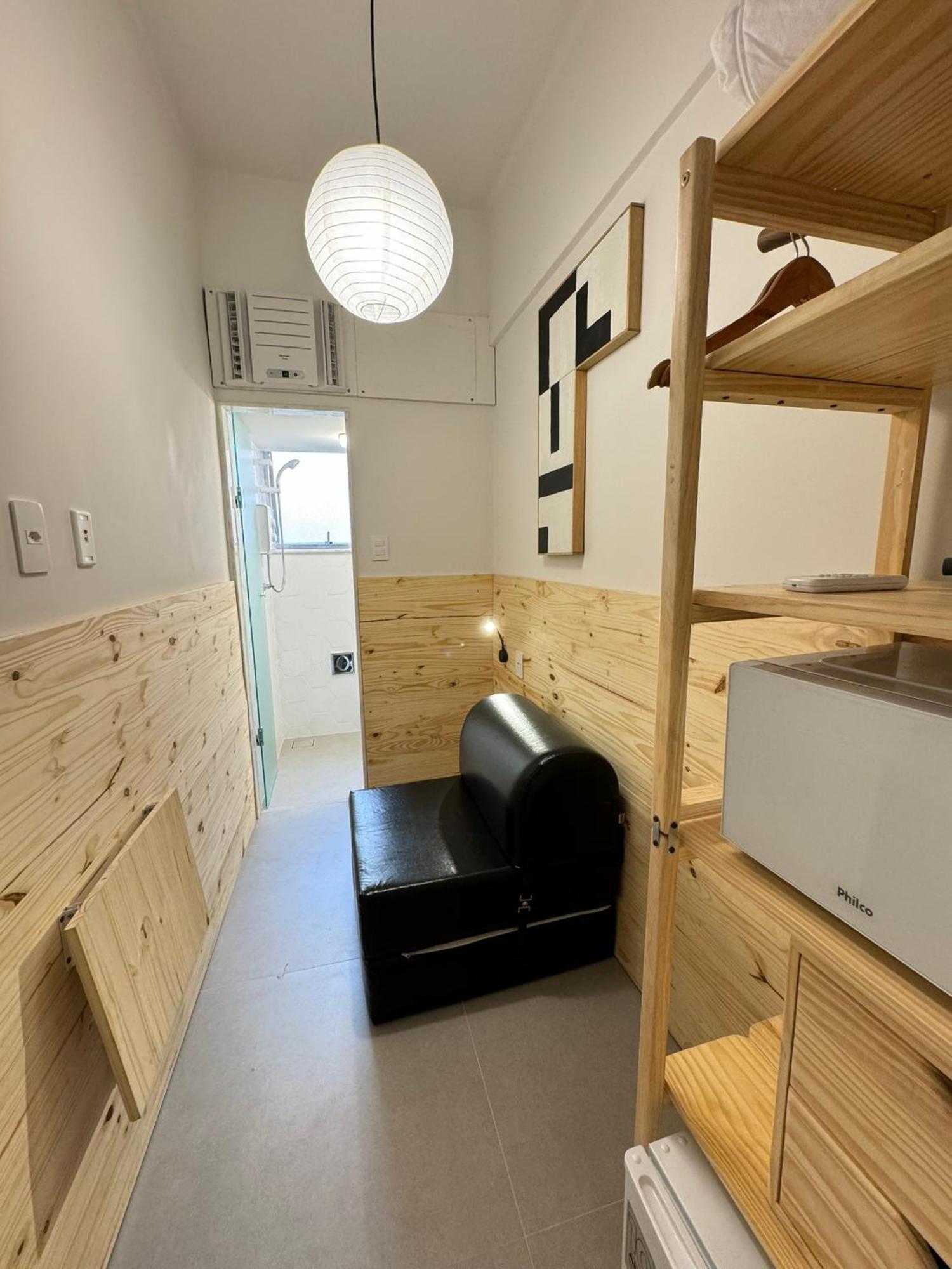 Apartamento Pequeno Em Copacabana