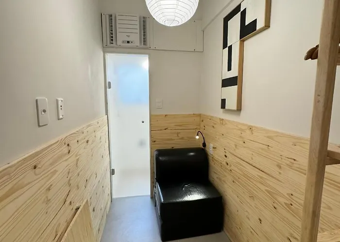 Pequeno Quarto Em Copacabana